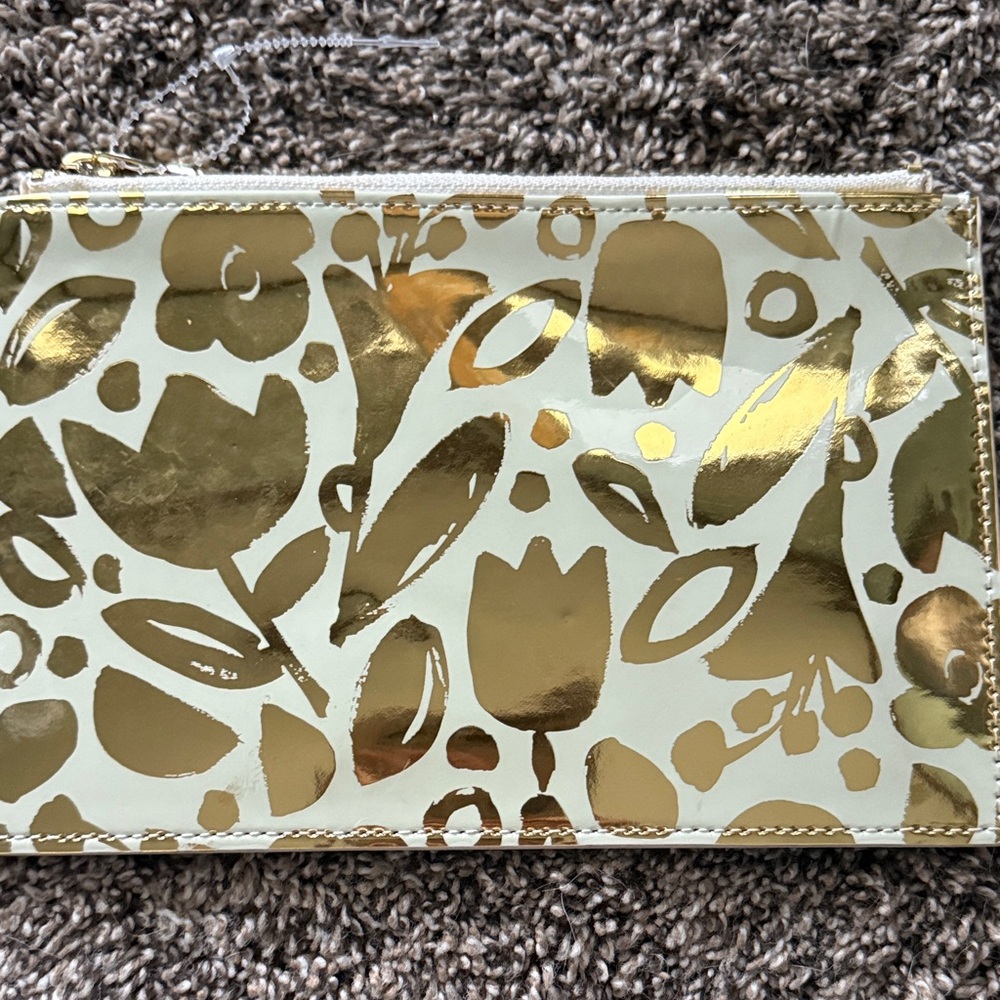kate spade White and Gold Metallic Patterned Clutch - Picture 2 of 4